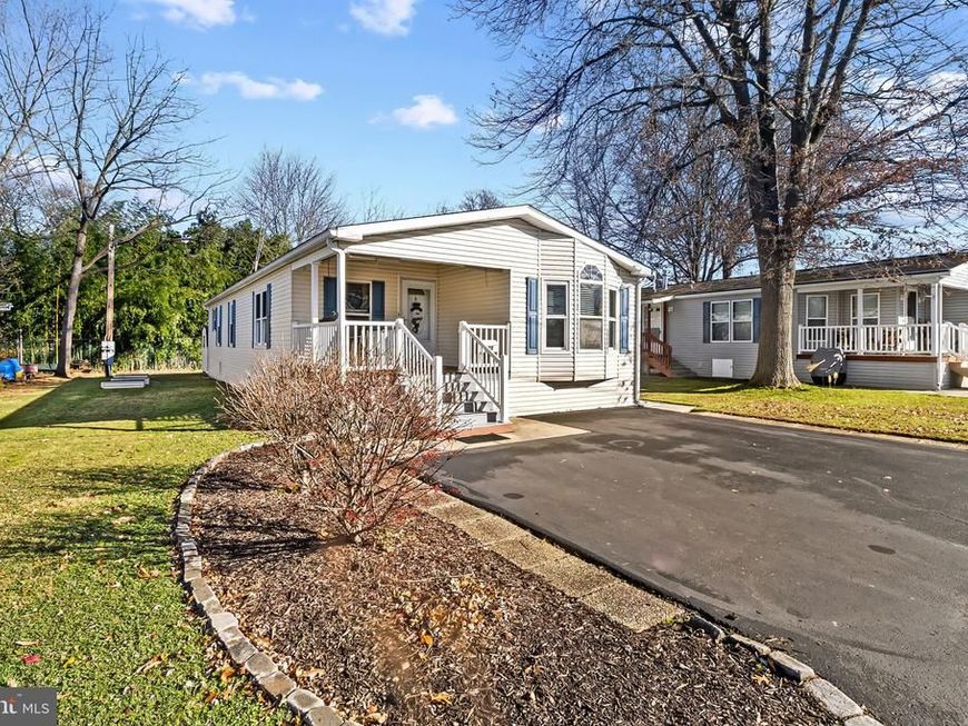 113 Hickory Drive, Hatfield, PA 19440 Main Photo