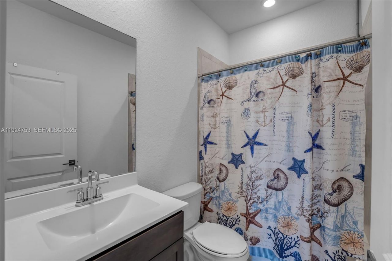 19815 SW 132nd Ct, Miami, FL 33177 Photo