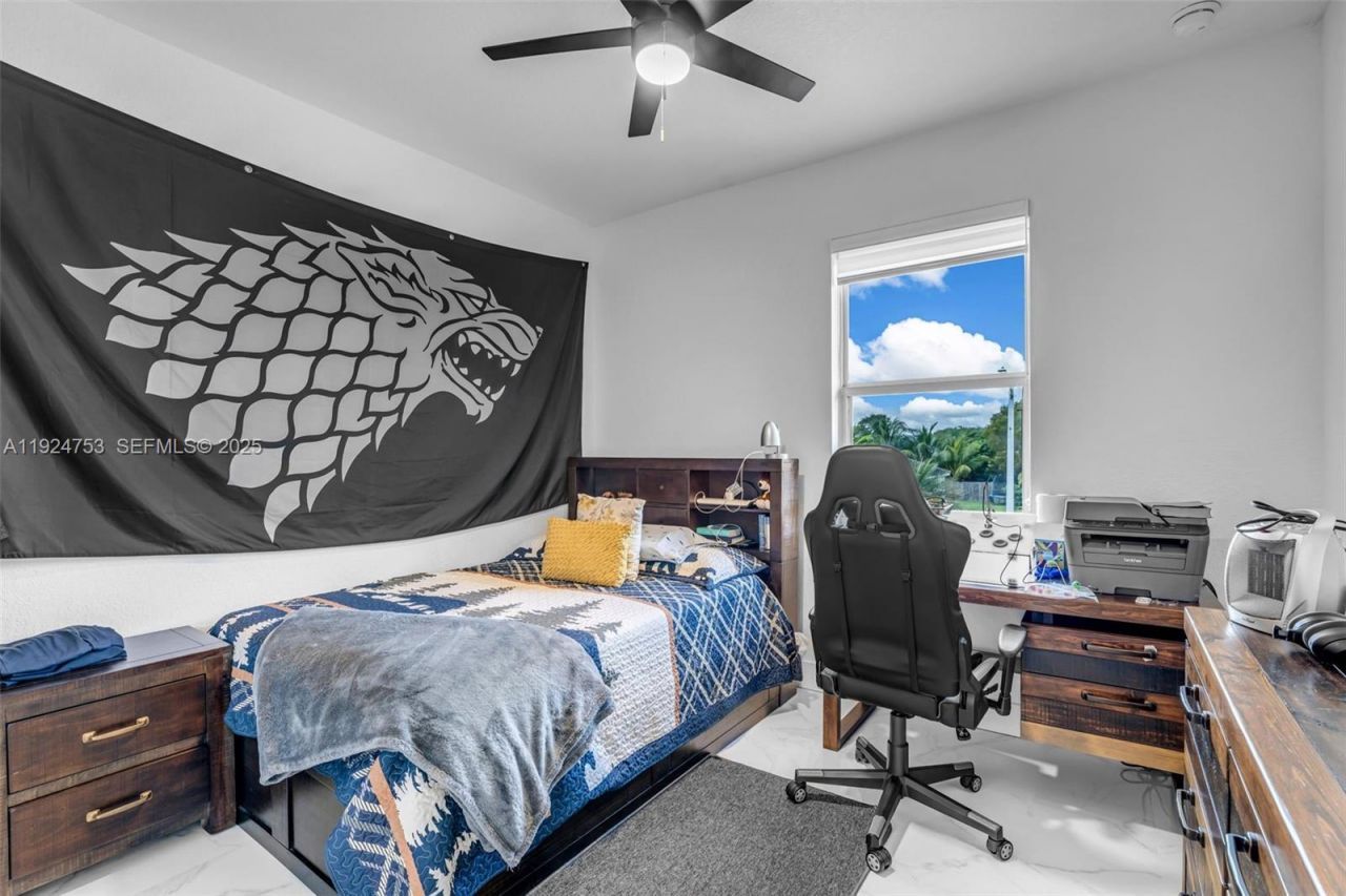 19815 SW 132nd Ct, Miami, FL 33177 Photo