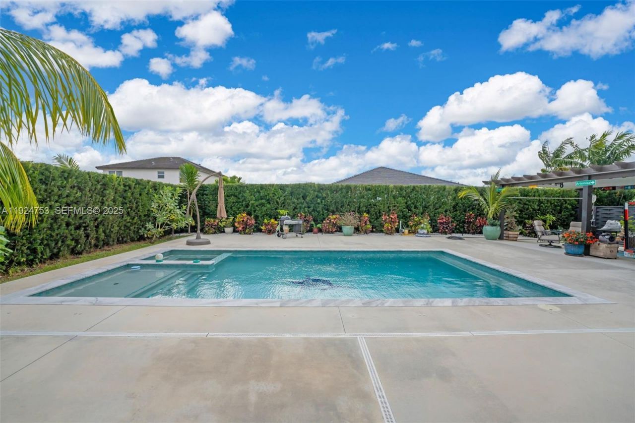 19815 SW 132nd Ct, Miami, FL 33177 Photo