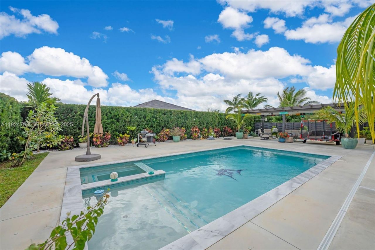 19815 SW 132nd Ct, Miami, FL 33177 Photo