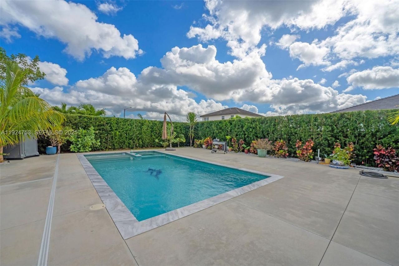 19815 SW 132nd Ct, Miami, FL 33177 Photo