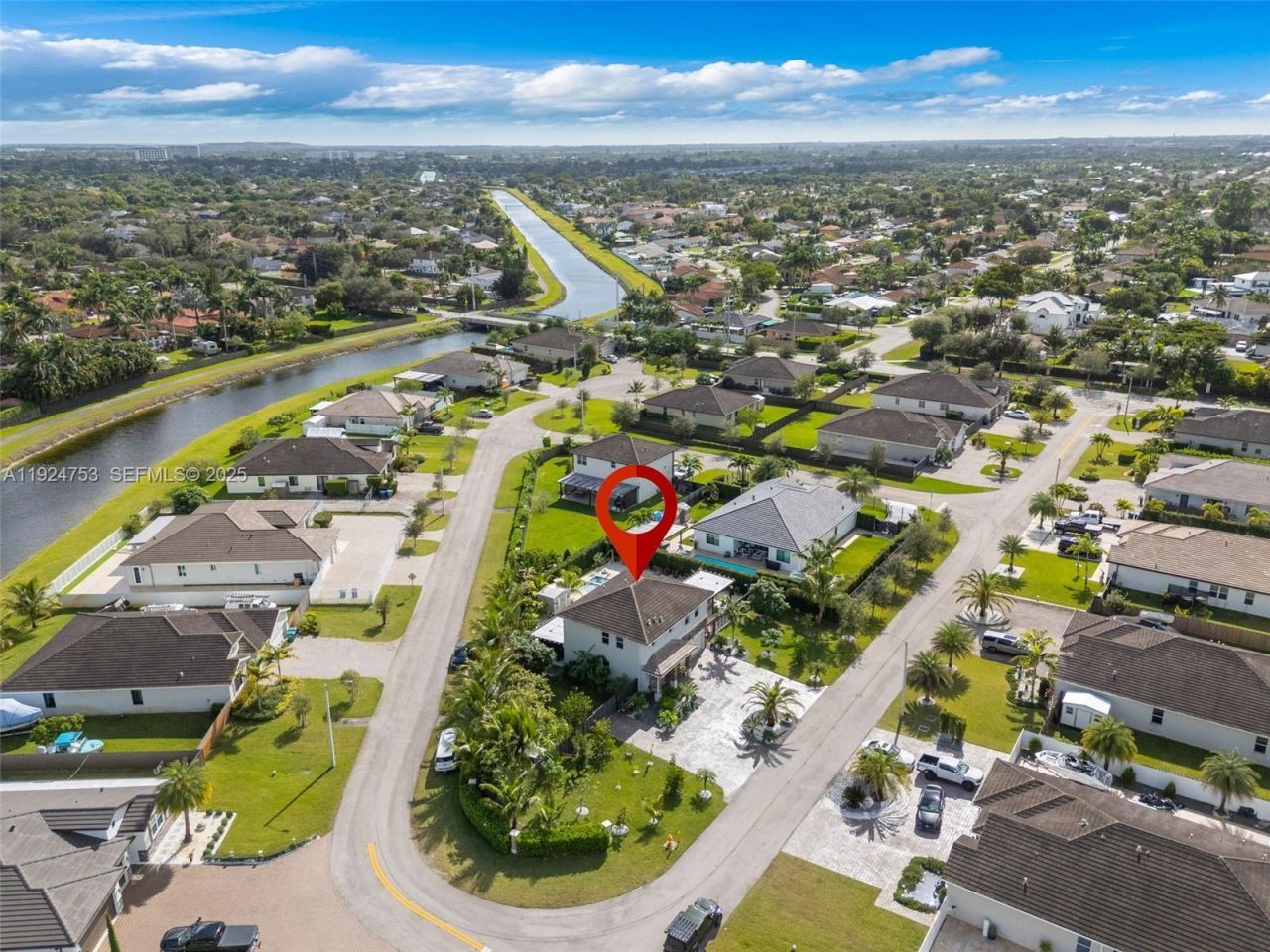 19815 SW 132nd Ct, Miami, FL 33177 Photo