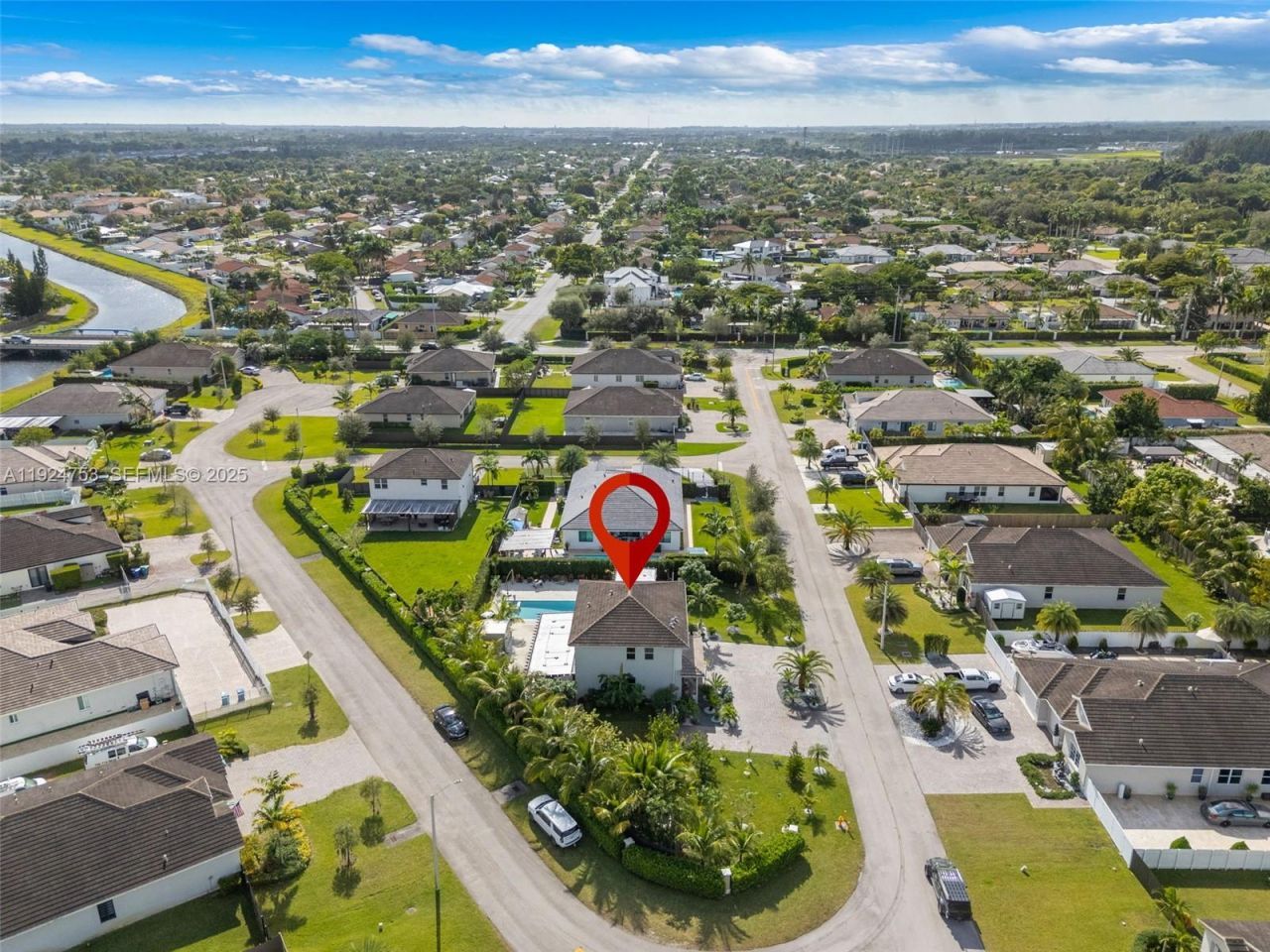 19815 SW 132nd Ct, Miami, FL 33177 Photo