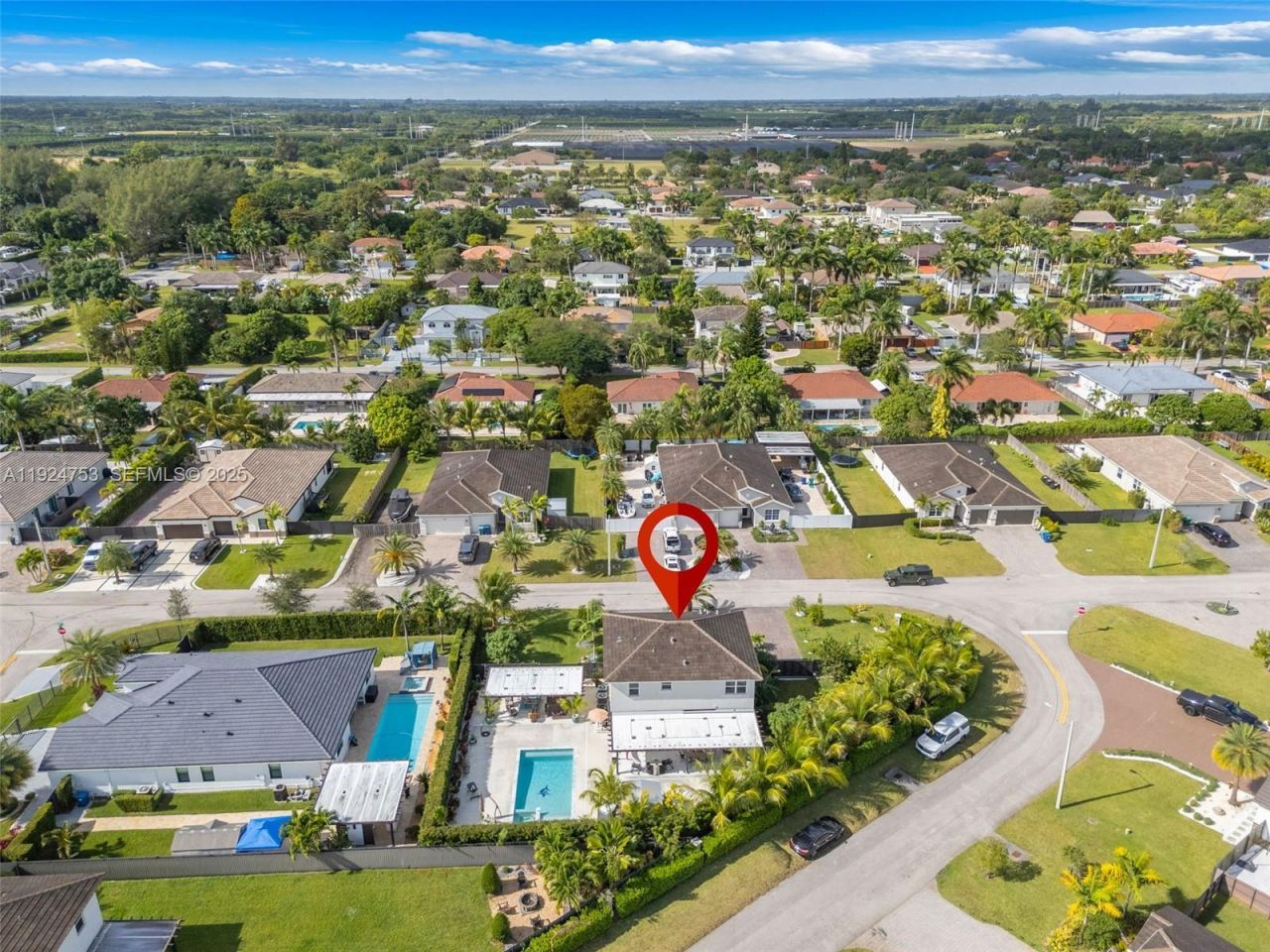 19815 SW 132nd Ct, Miami, FL 33177 Photo