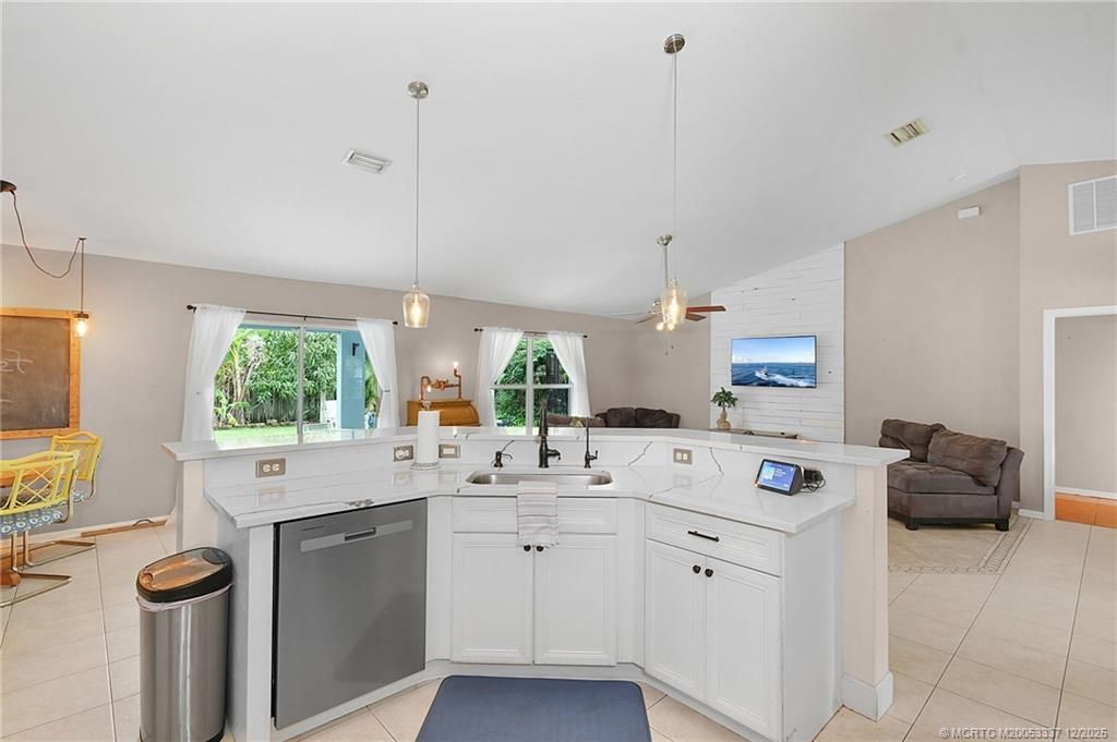 1925 SW Sylvester Lane, Port Saint Lucie, FL 34984 Photo