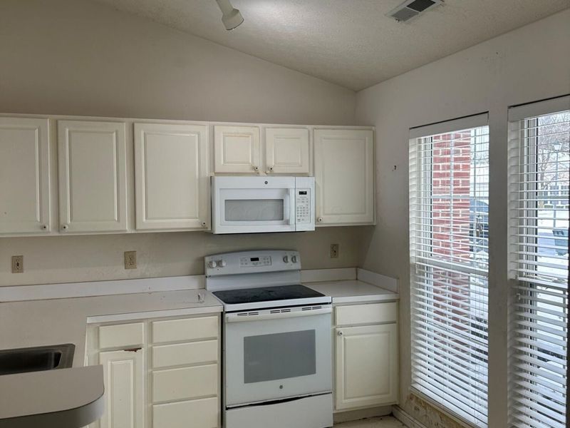 6131 Murphys Pond Road, Canal Winchester, OH 43110 Photo 3