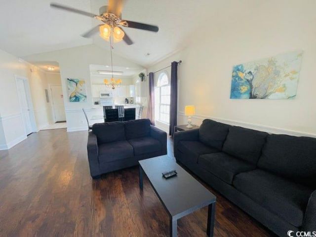 4631 Wild Iris Dr. Photo 8