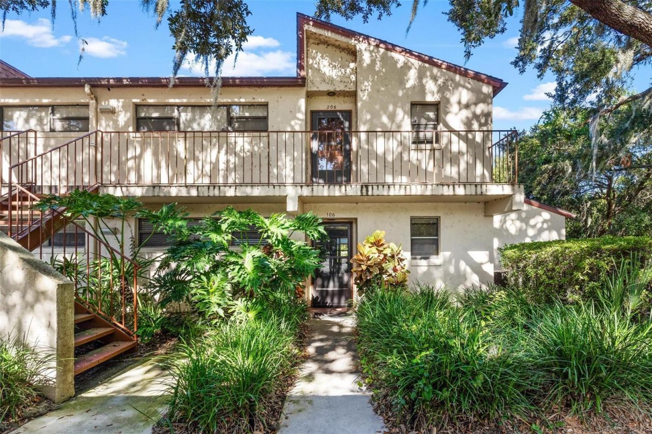 4300 Baywood Boulevard, Unit B106, Mount Dora, FL 32757 Photo
