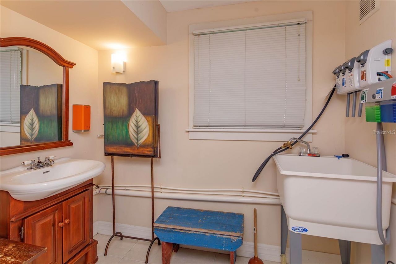 300 S Eola Drive, Orlando, FL 32801 Photo