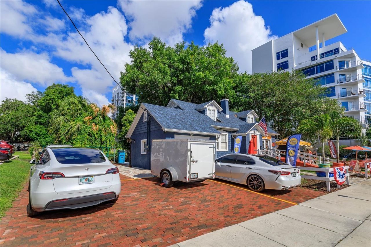 300 S Eola Drive, Orlando, FL 32801 Photo