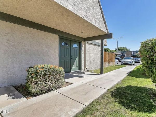 5943 W GOLDEN Lane, Glendale, AZ 85302