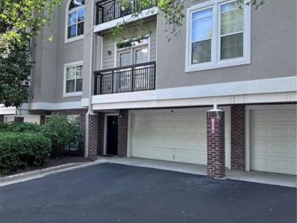 4244 River Green Drive NW, Unit 111, Atlanta, GA 30327