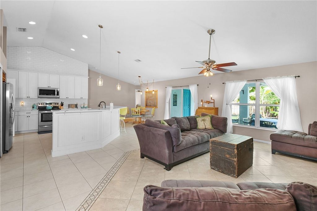 1925 Sylvester Lane, Port Saint Lucie, FL 34984 Photo