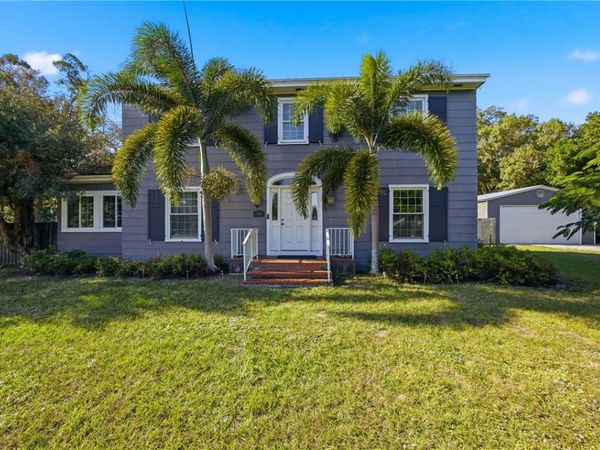 2005 De Leon Avenue, Vero Beach, FL 32960