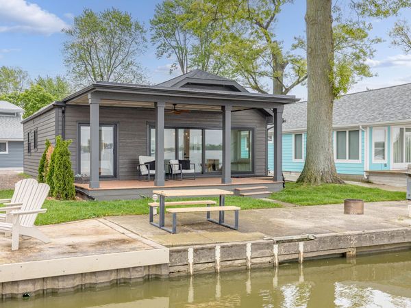 7925 Hickory Avenue, Russells Point, OH 43348