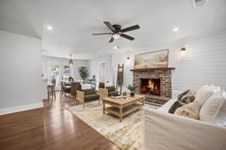 113 Germantown Road photo 4