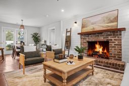 113 Germantown Road photo 4