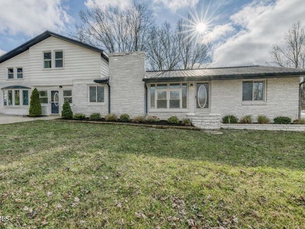 2230 Dave Buck Road, Johnson City, TN 37601