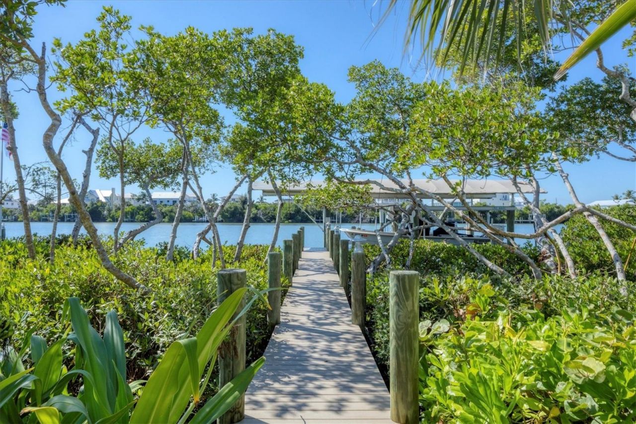 121 Bocilla Drive, Placida, FL 33946 Photo