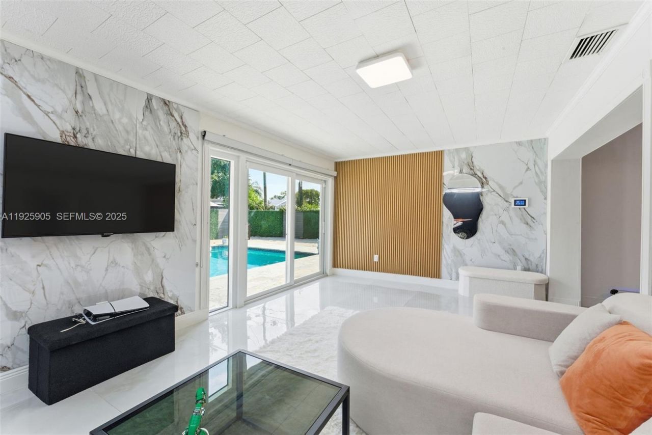 251 N 71st Ave, Unit 251, Hollywood, FL 33024 Photo