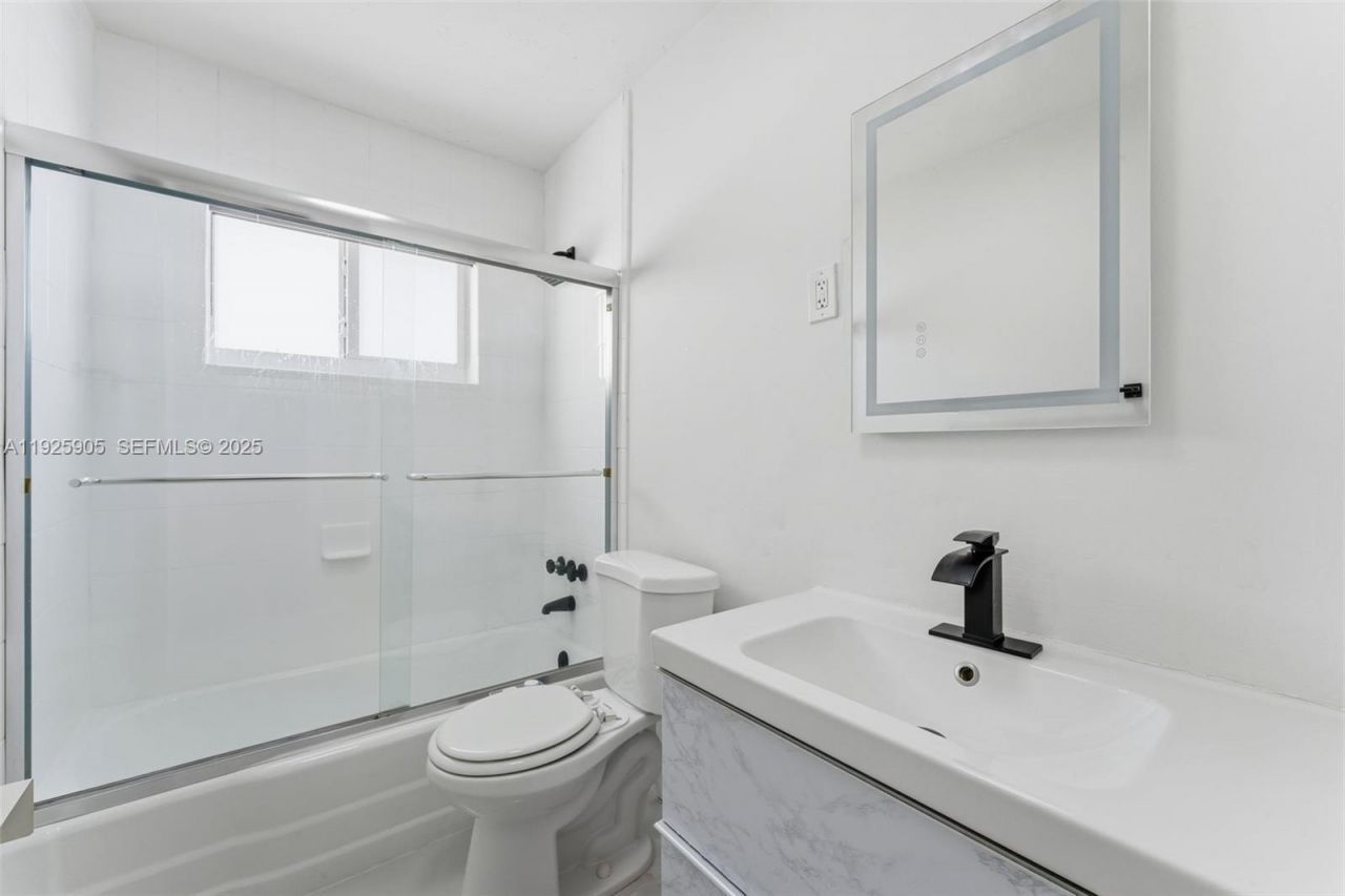 251 N 71st Ave, Unit 251, Hollywood, FL 33024 Photo