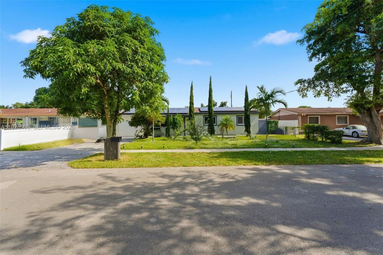 251 N 71st Ave, Unit 251, Hollywood, FL 33024 Photo