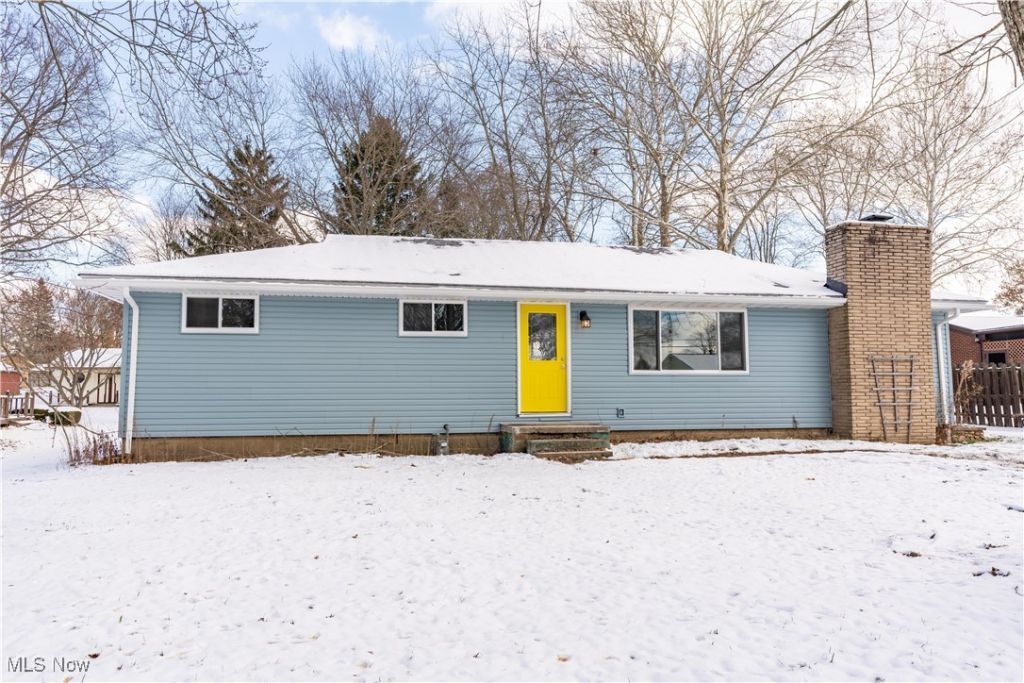 306 Ranowsky Court N, East Canton, OH 44730 Main Photo