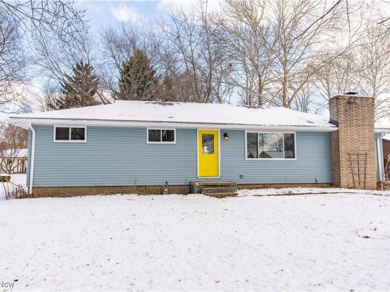 306 Ranowsky Court N, East Canton, OH 44730 Photo 1