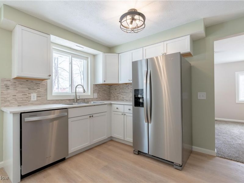 306 Ranowsky Court N, East Canton, OH 44730 Photo 13