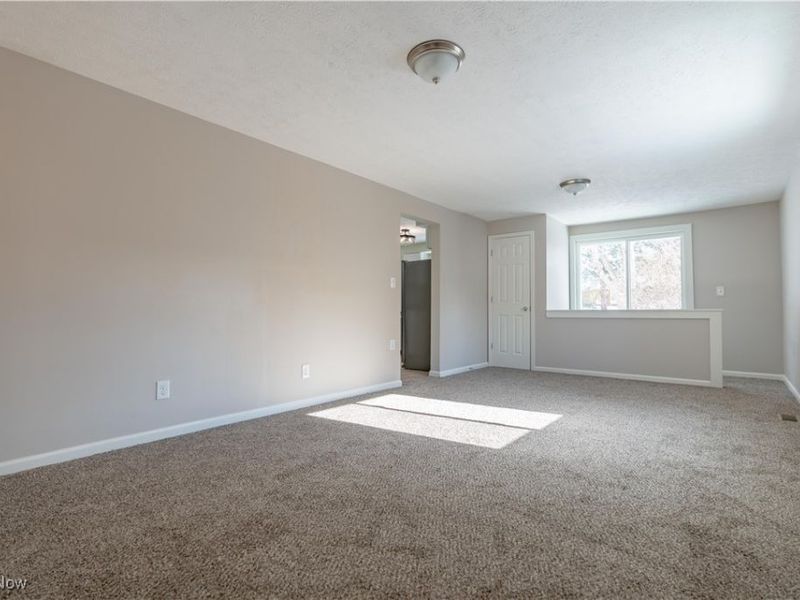 306 Ranowsky Court N, East Canton, OH 44730 Photo 18