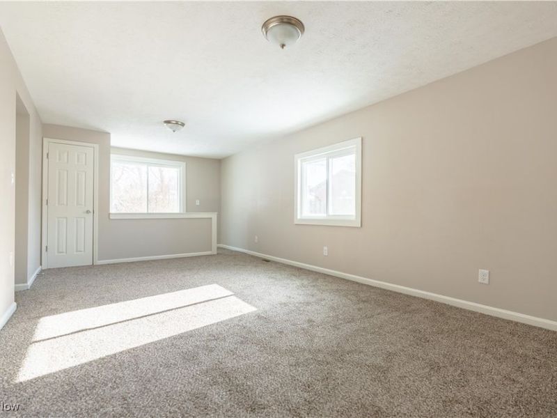 306 Ranowsky Court N, East Canton, OH 44730 Photo 19