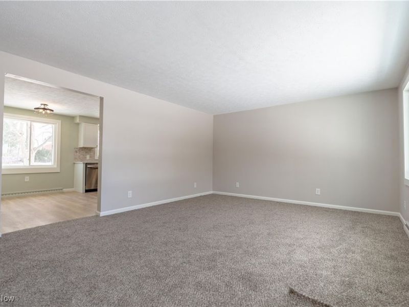 306 Ranowsky Court N, East Canton, OH 44730 Photo 20