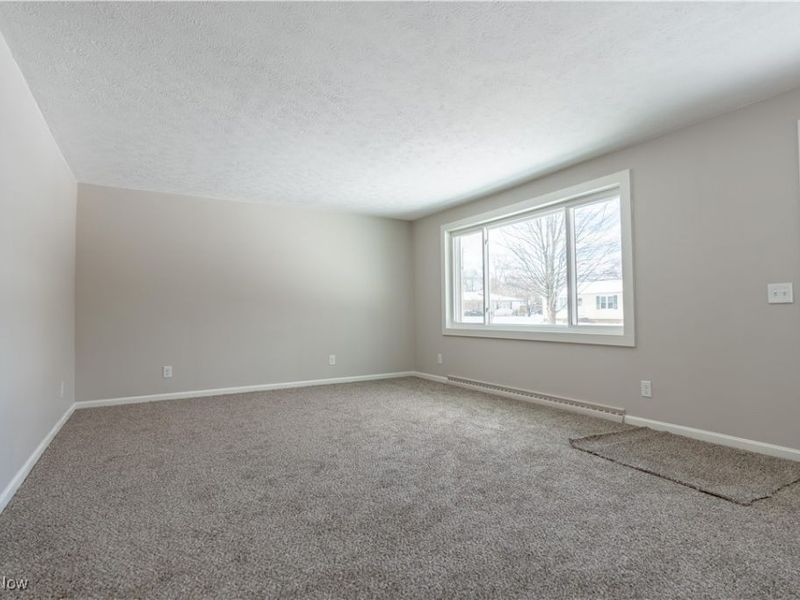 306 Ranowsky Court N, East Canton, OH 44730 Photo 23