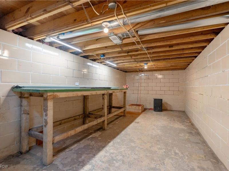 306 Ranowsky Court N, East Canton, OH 44730 Photo 32