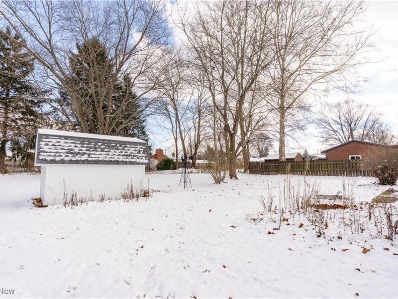 306 Ranowsky Court N, East Canton, OH 44730 Photo 5