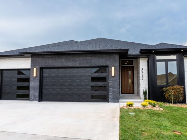 3717 E Woodhue Street, Springfield, MO 65802