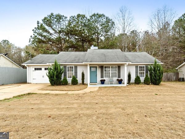 49 Canterbury Drive, Grantville, GA 30220