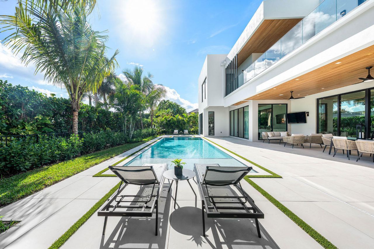 2240 Date Palm Road, Boca Raton, FL 33432 Photo