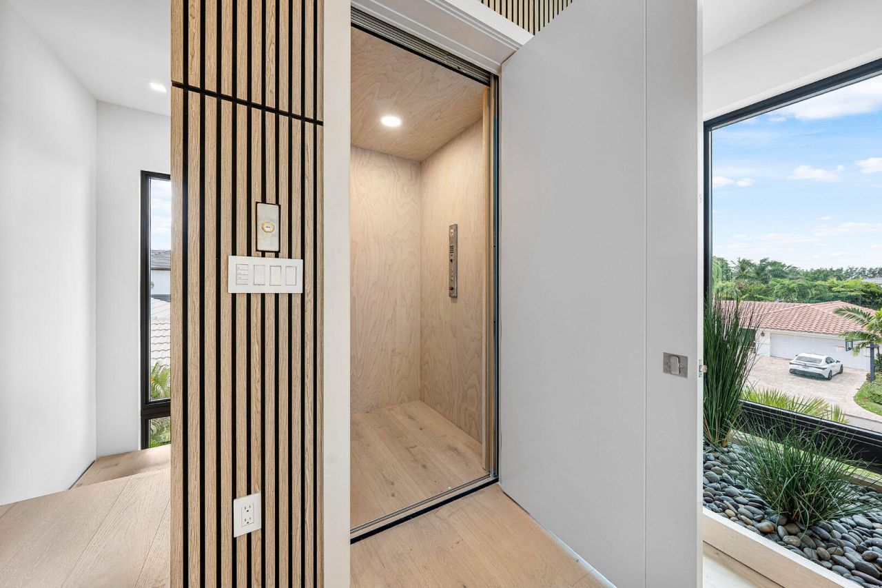 2240 Date Palm Road, Boca Raton, FL 33432 Photo