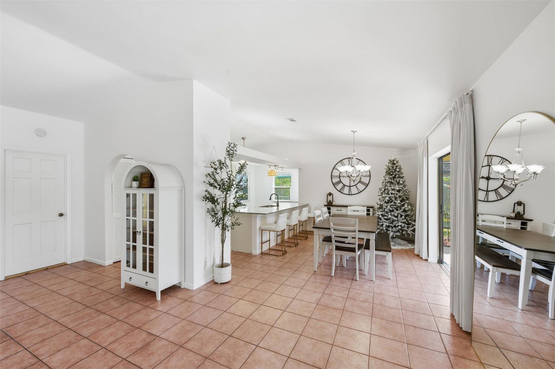 2360 SE Bordeaux Ct, Port Saint Lucie, FL 34952 Photo