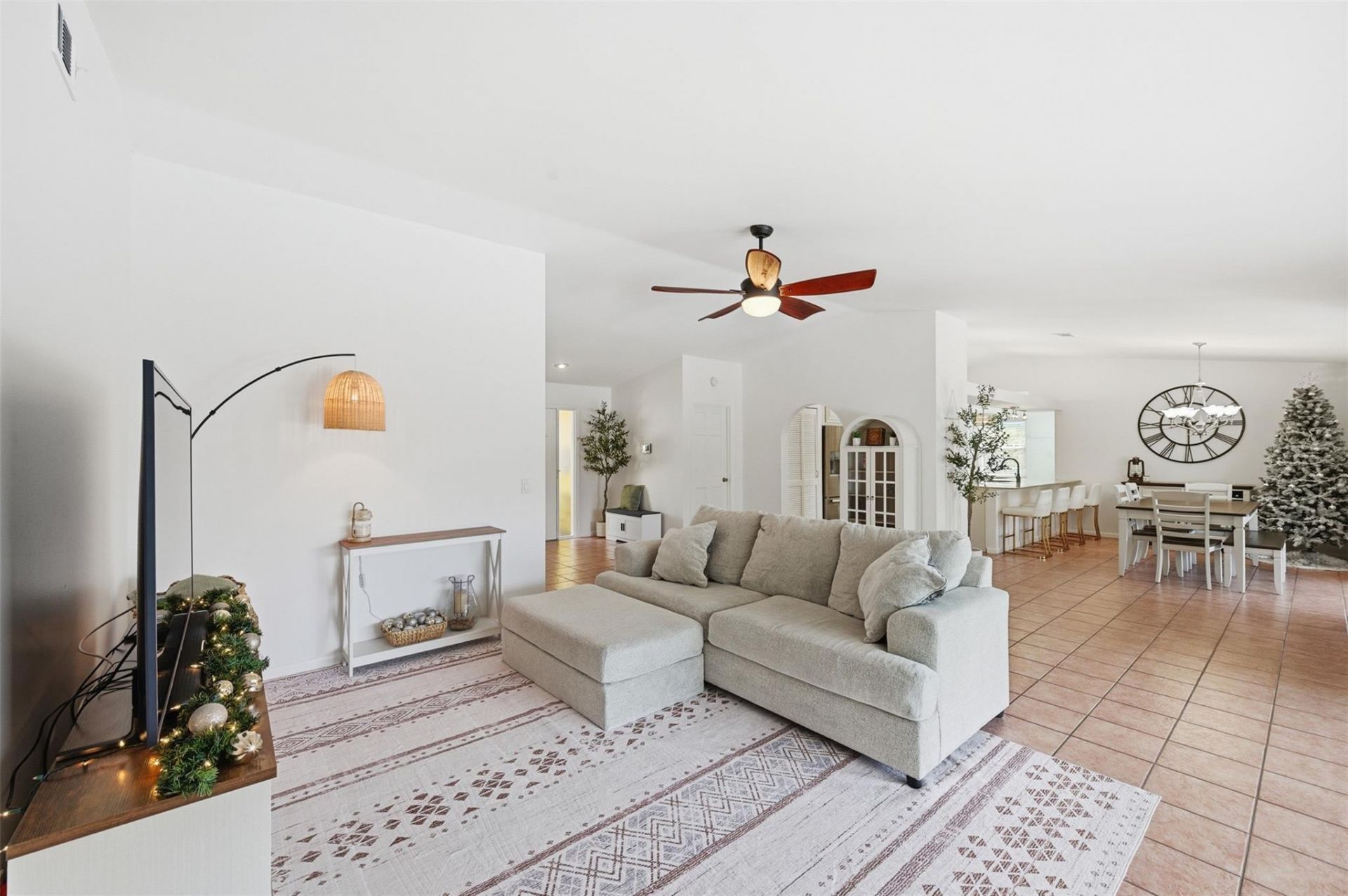 2360 SE Bordeaux Ct, Port Saint Lucie, FL 34952 Photo