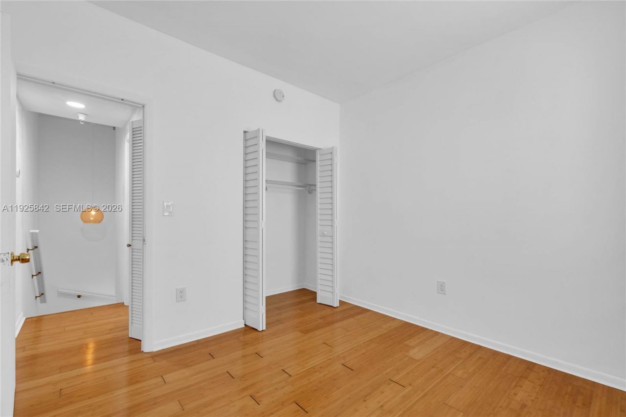 1350 Pennsylvania Ave, Unit 207, Miami Beach, FL 33139 Photo