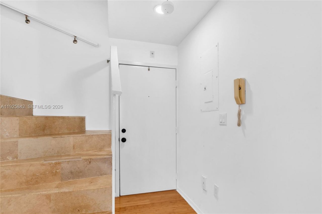 1350 Pennsylvania Ave, Unit 207, Miami Beach, FL 33139 Photo