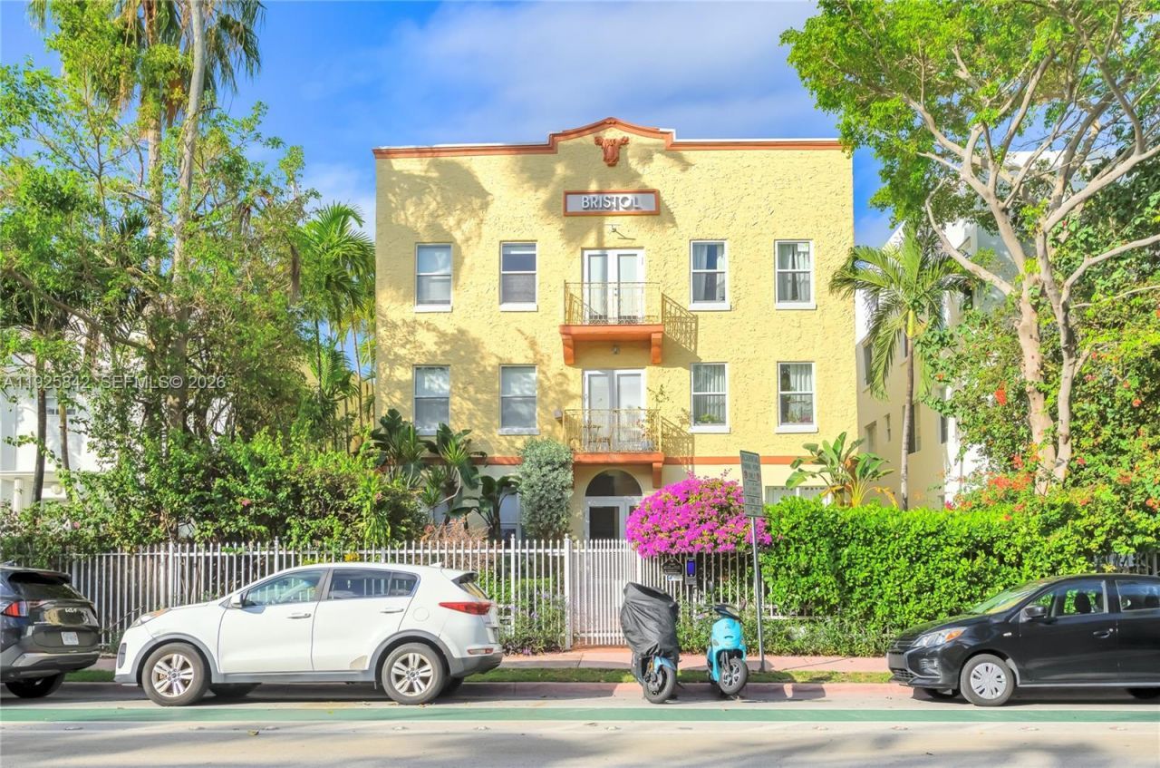 1350 Pennsylvania Ave, Unit 207, Miami Beach, FL 33139 Photo