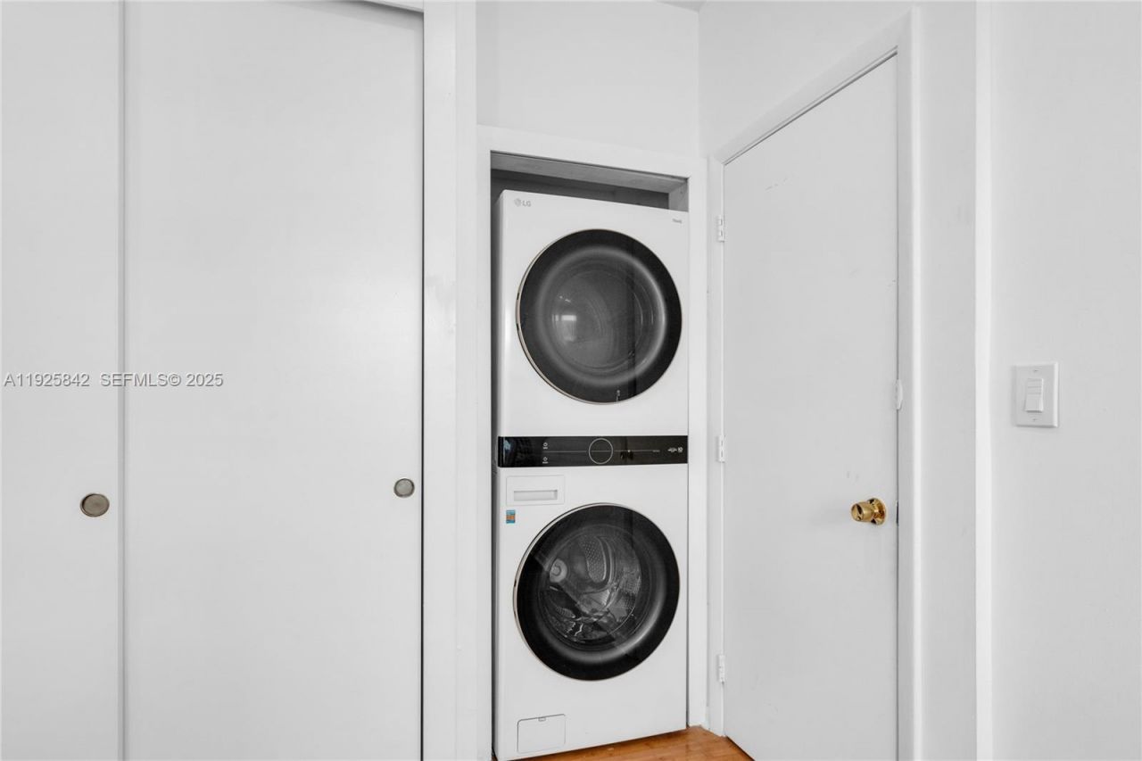 1350 Pennsylvania Ave, Unit 207, Miami Beach, FL 33139 Photo