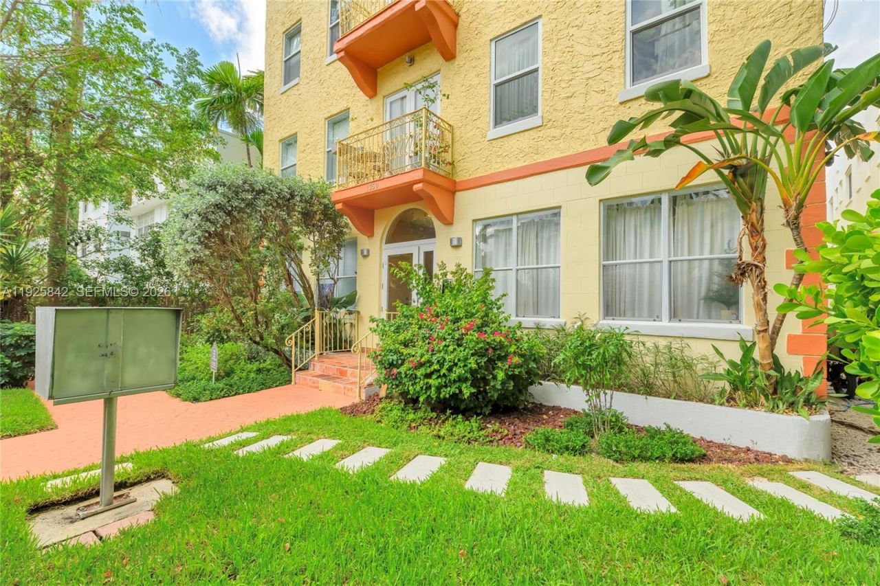 1350 Pennsylvania Ave, Unit 207, Miami Beach, FL 33139 Photo