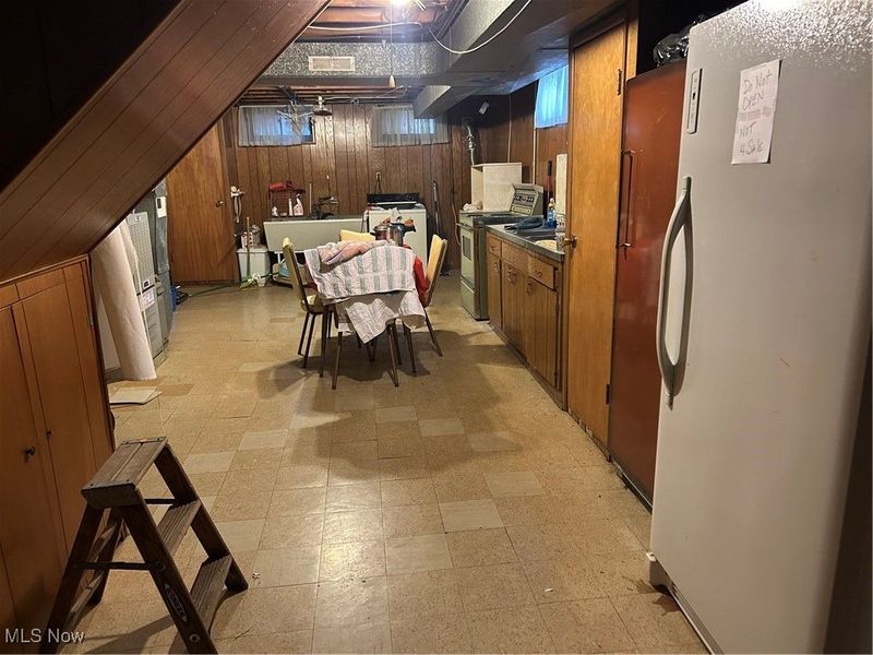 22506 Sharon Lane, Cleveland, OH 44126 Photo 24