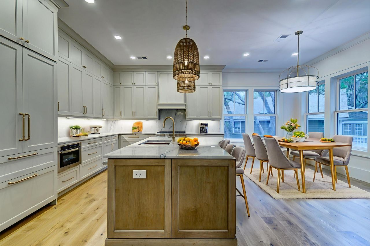 2706 Old Oak Walk Photo 10