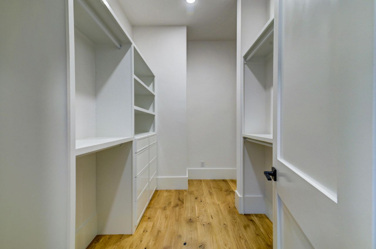 2706 Old Oak Walk Photo 33